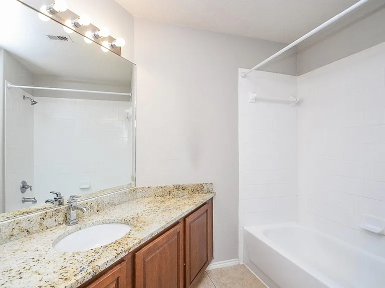 30406 Mesa Valley Dr — Photo 17