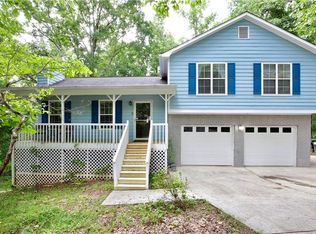 409 Johnstons Dr, Dallas, GA