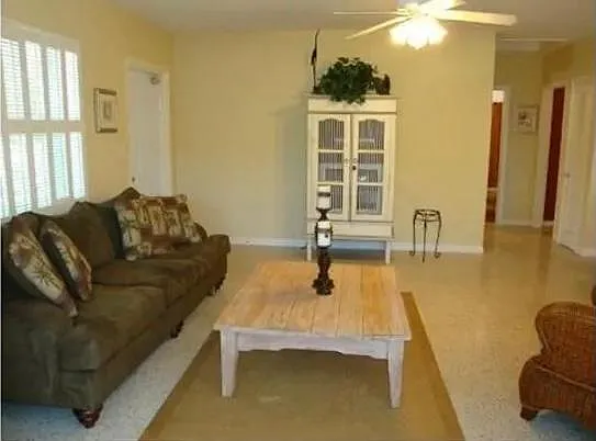 920 Witherspoon Ln — Photo 7