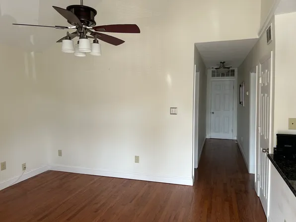 205 N Dorset Ave Floor 2, Ventnor City, NJ 08406