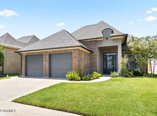 216 Bayou Parc Dr, Youngsville, LA 70592