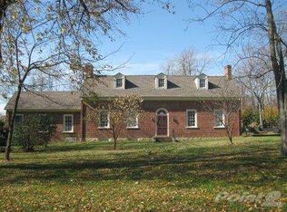 927 Hume Bedford Rd, Paris, KY 40361