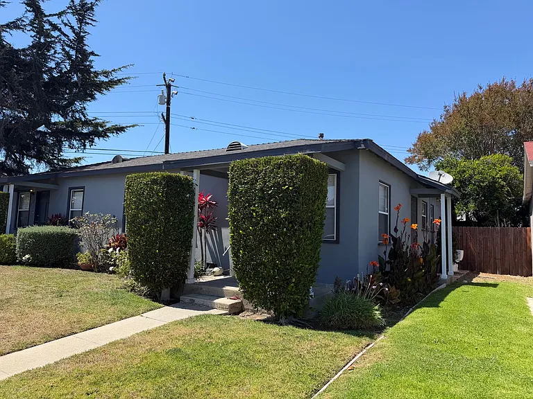 2105 W Carson St — Photo 8