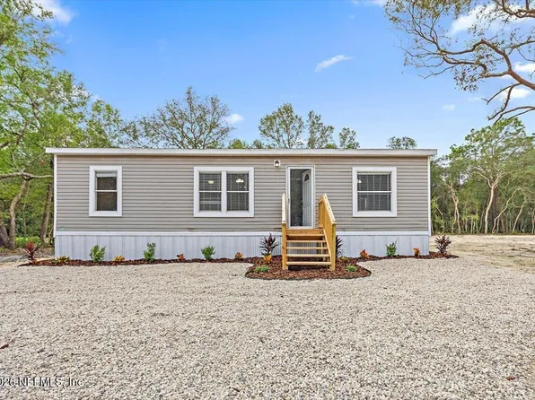 101 MC CALL Street, Interlachen, FL 32148