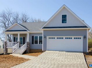 919 Battery Rd, Waynesboro, VA 22980