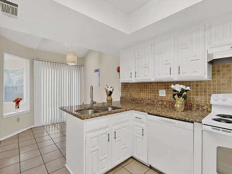 14151 Montfort Dr #367 — Photo 8