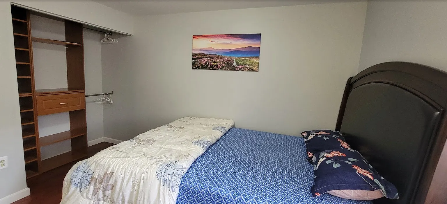 2 bed, 824 sqft, $2,020 — Photo 3