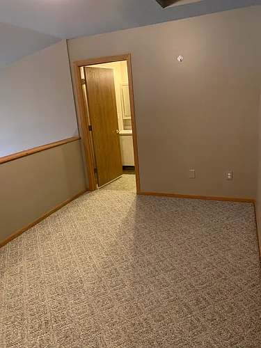 14 Country Ln Photo 1