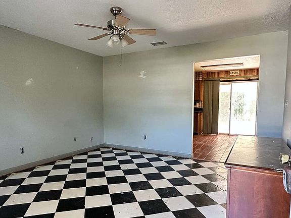 5th image of 123 SW Daytona Way
