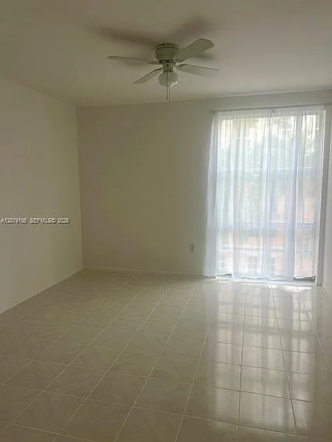 Avila Condo — Photo 4