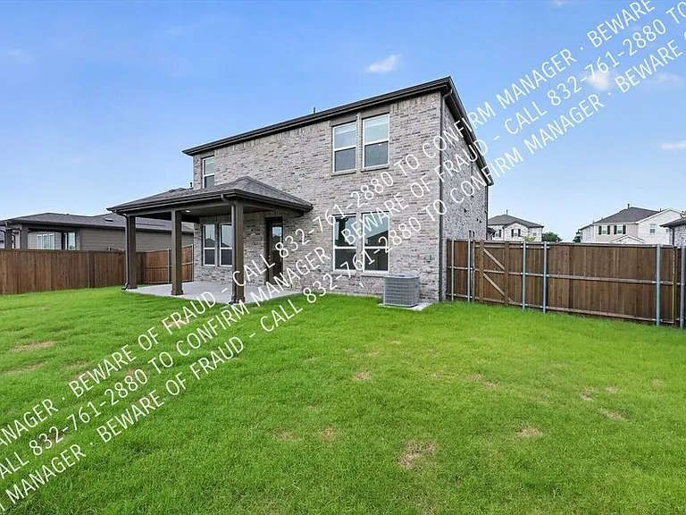 395 Boroughbridge Dr — Photo 25