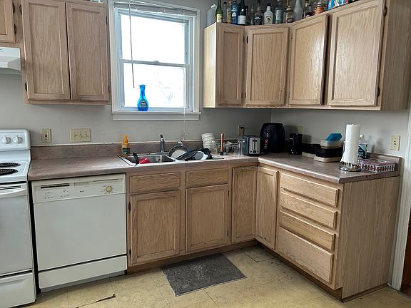 5th image of 2138 Alvin St