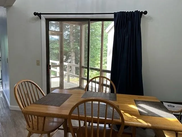 2 bed, 2.0 bath, 1197 sqft, $2,100 — Photo 3