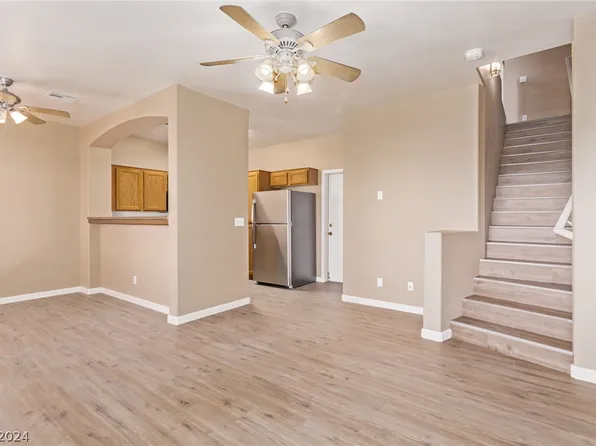 1346 Dusty Creek St, Las Vegas, NV 89128