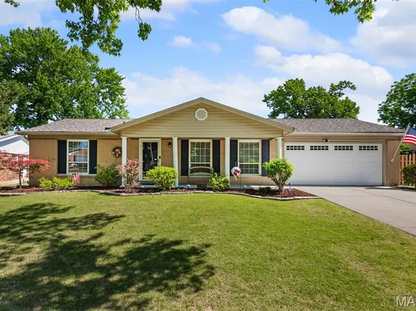11805 Birmington Dr, Bridgeton, MO 63044