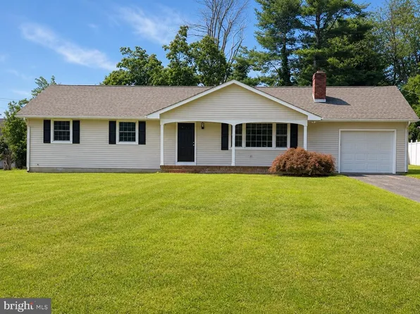 3209 E Chestnut Ave, Vineland, NJ 08361
