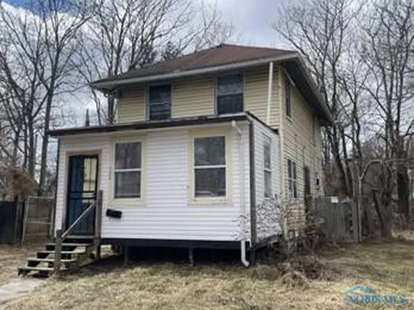 2009 Miles Ave, Toledo, OH 43606