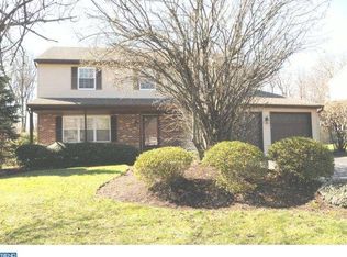 1443 Overlook Rd, Yardley, PA 19067