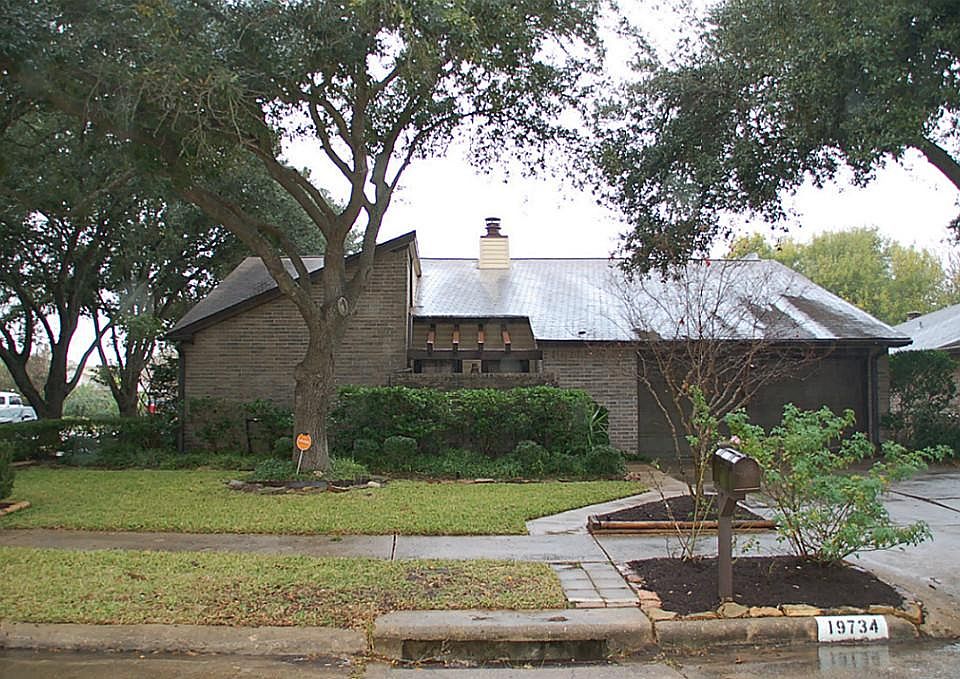 1st image of 19734 Southaven Dr