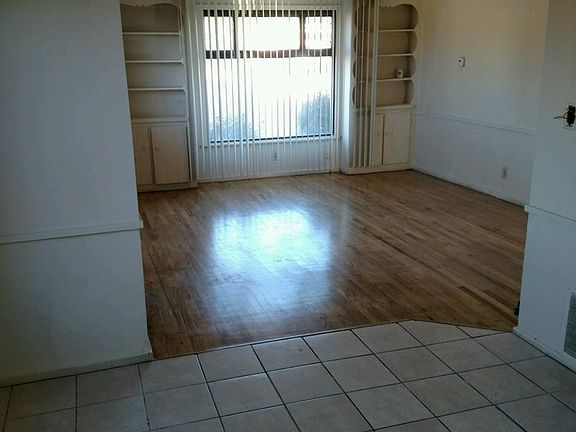 3rd image of 2445 Madeira Dr NE #A