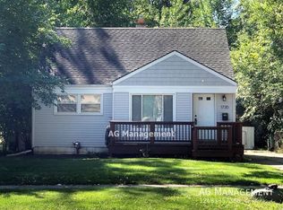 1730 Woodward Hts, Ferndale, MI