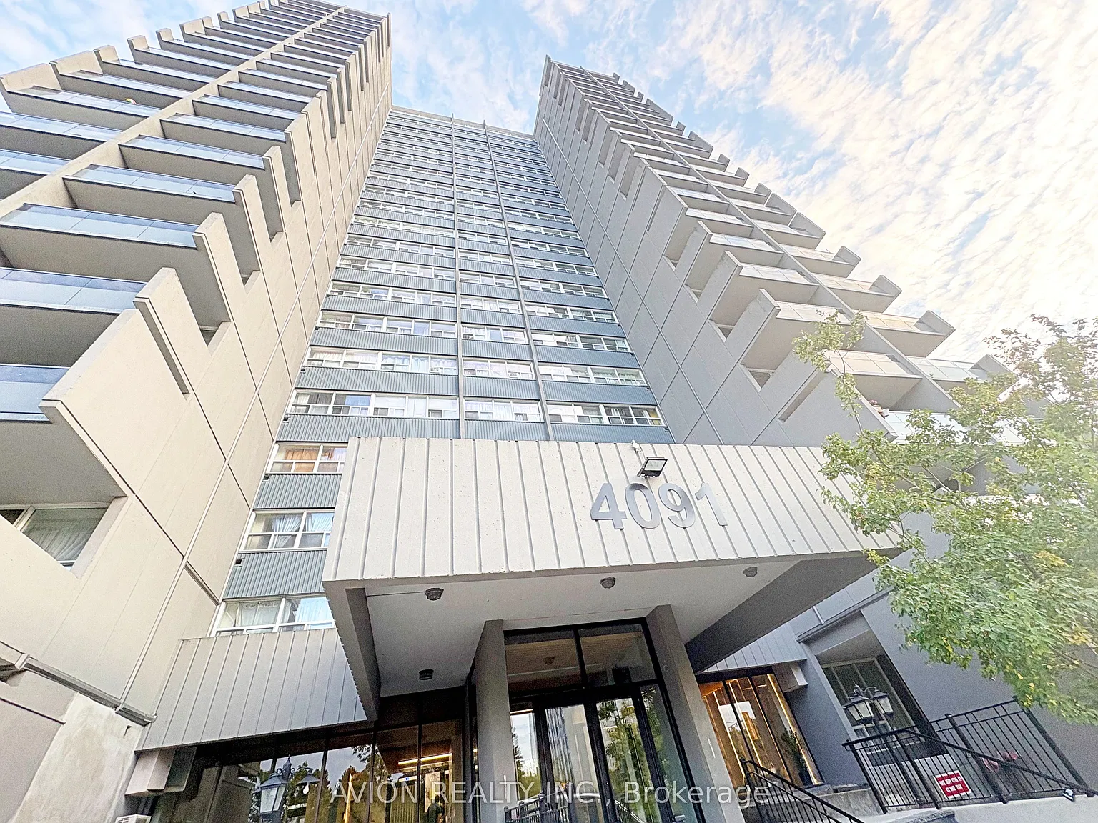 4 bed, $2,850 — Photo 3