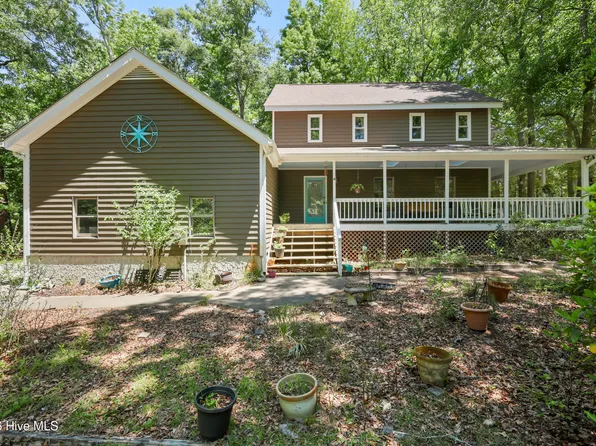 527 North Line Drive, Hampstead, NC 28443