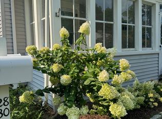 30 Clinton St, Glastonbury, CT 06033