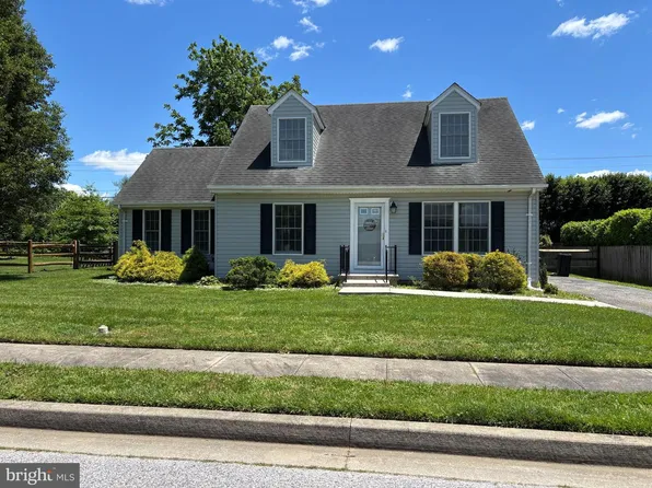 2031 Pleasant Villa Ave, Baltimore, MD 21228