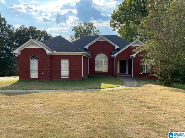 1522 Clover Ave, Gardendale, AL 35071