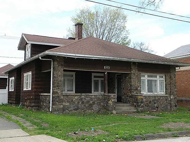157 Park St photo 1