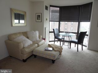 2020 Walnut St APT 25M, Philadelphia, PA 19103