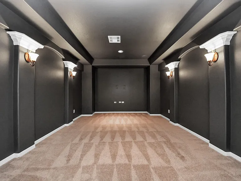 12430 Fossil Point Ln — Photo 14