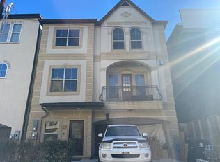 2406 Arabelle St, Houston, TX 77007