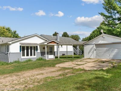 990 N Oxford Rd, Oxford, MI, 48371