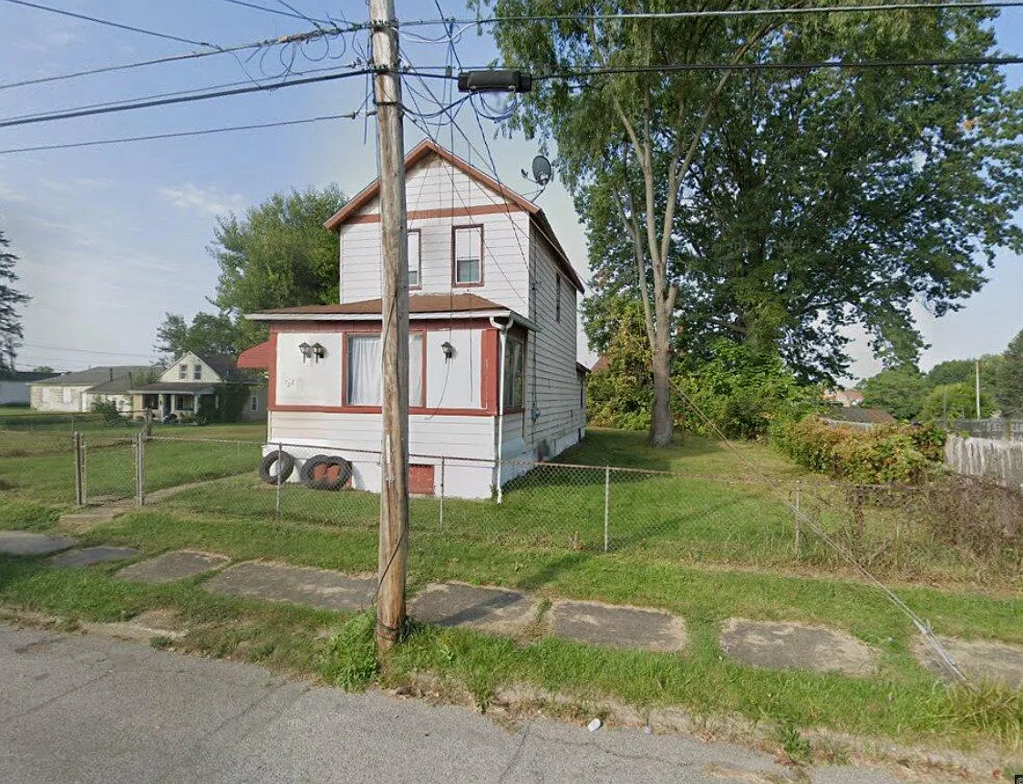 722 Hamilton Ave — Photo 2
