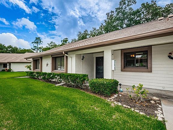 4th image of 2572 Laurelwood Dr #12-B