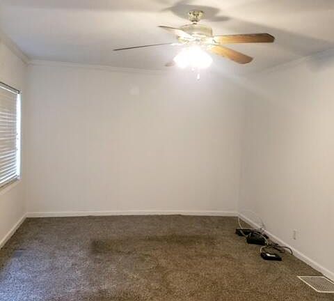 3rd image of 529 N Kenilworth Ave