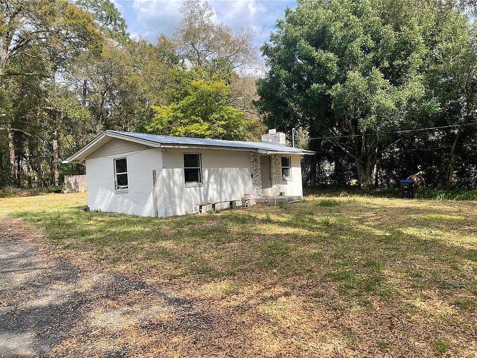 1st image of 107 EARLS LANE