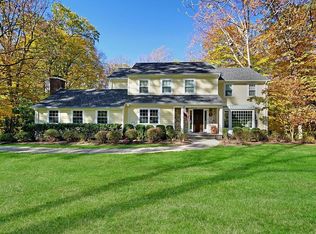 26 Oak Ridge Rd, Bernardsville, NJ 07924