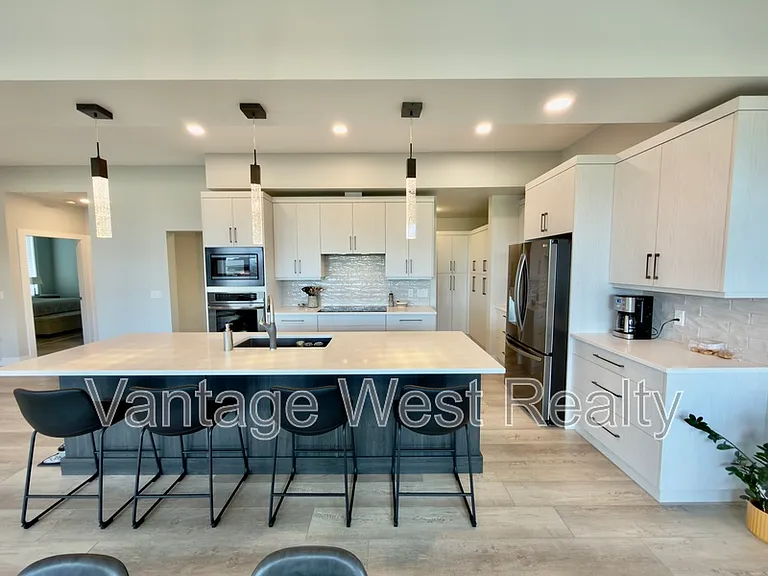 540 Barra Ln — Photo 1