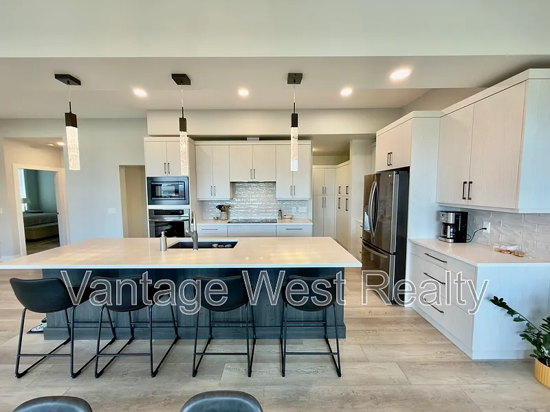 540 Barra Ln