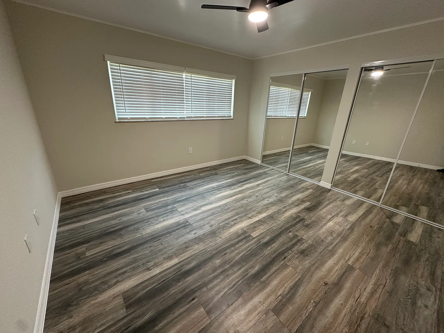 2 bed, 900 sqft, $1,595 — Photo 4