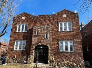 4557 Flad Ave APT 2E, Saint Louis, MO 63110