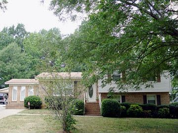 2nd image of 709 W Park Dr