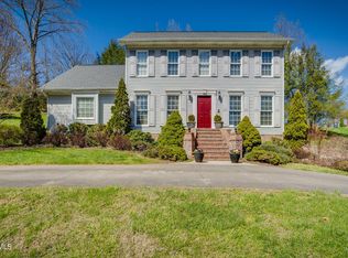 3828 Lochwood Rd, Kingsport, TN 37660