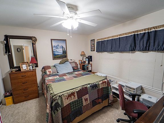2nd image of 2403 Sha Ln