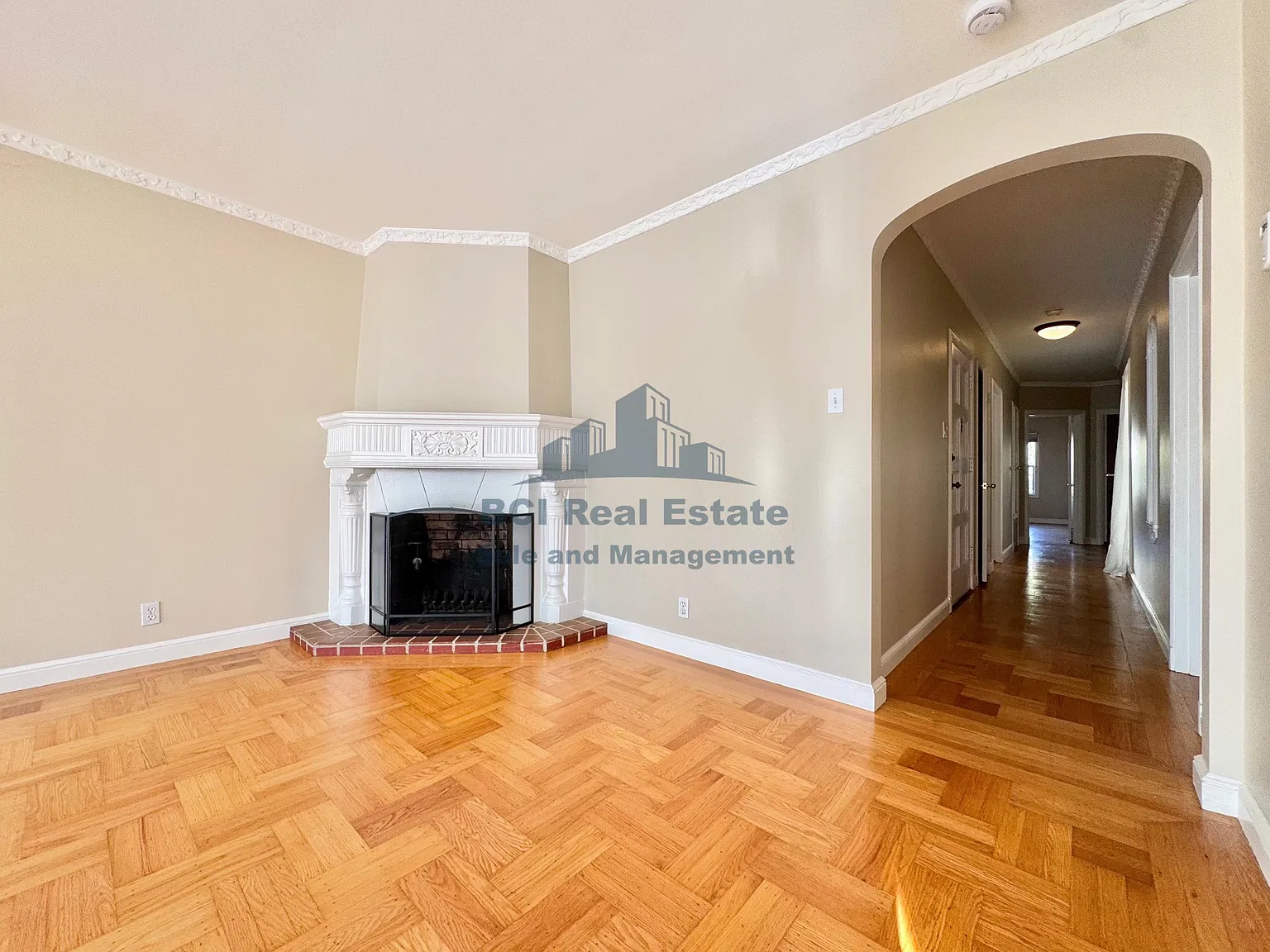 2 bed, 1.5 bath, $6,420 — Photo 3