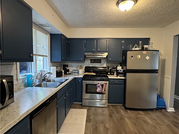 5th image of 1 Fawcett Cir