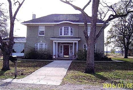 3rd image of 300 SE 5th St